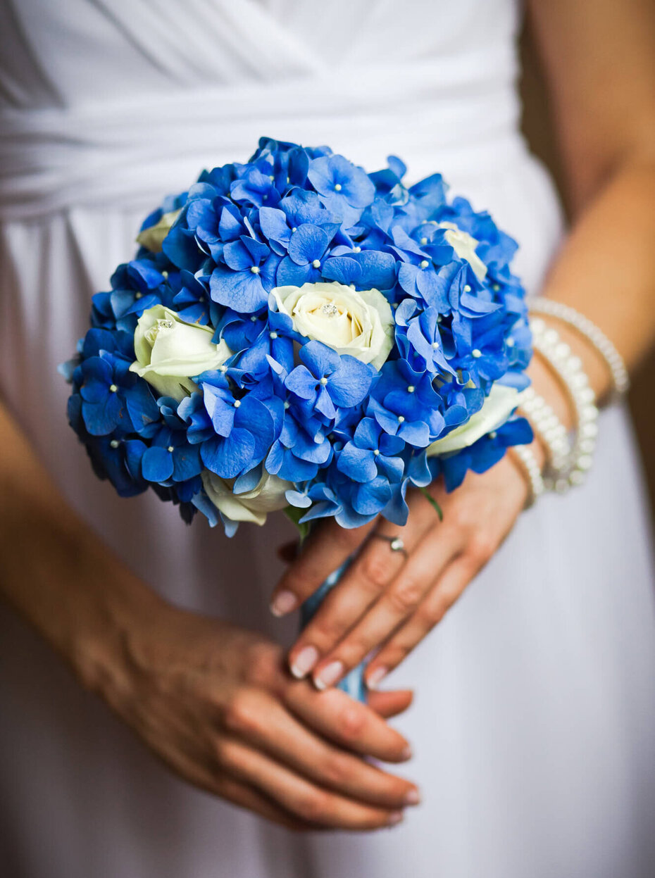 Blauer Brautstrauß